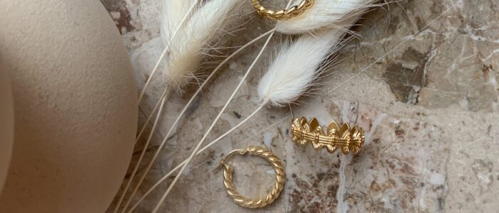 gold and silver heart pendant necklace