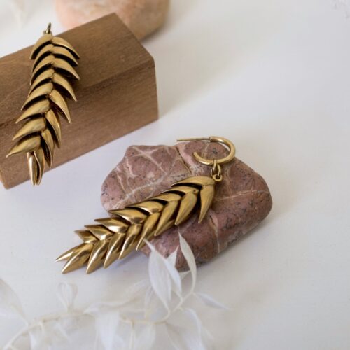 Des reflets chauds, une élégance naturelle.